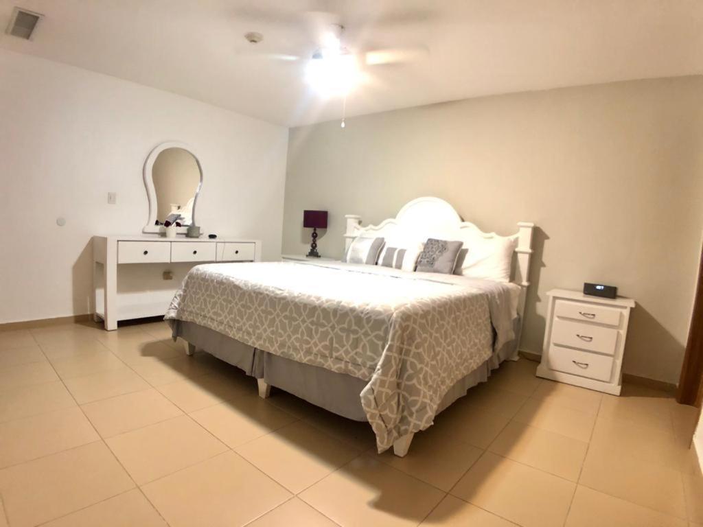 Juan Dolio Marbella 702 Fam Appartement San Pedro de Macorís Buitenkant foto